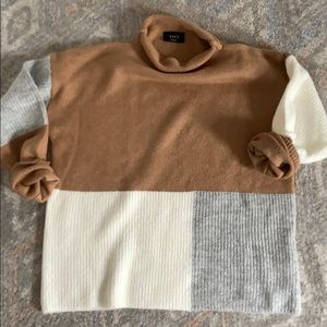 Vici neutral Color Block Mockneck Sweater